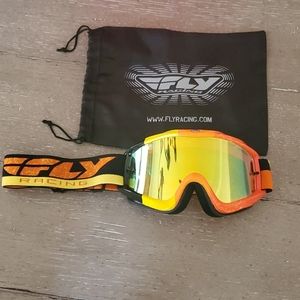 Fly focus goggles